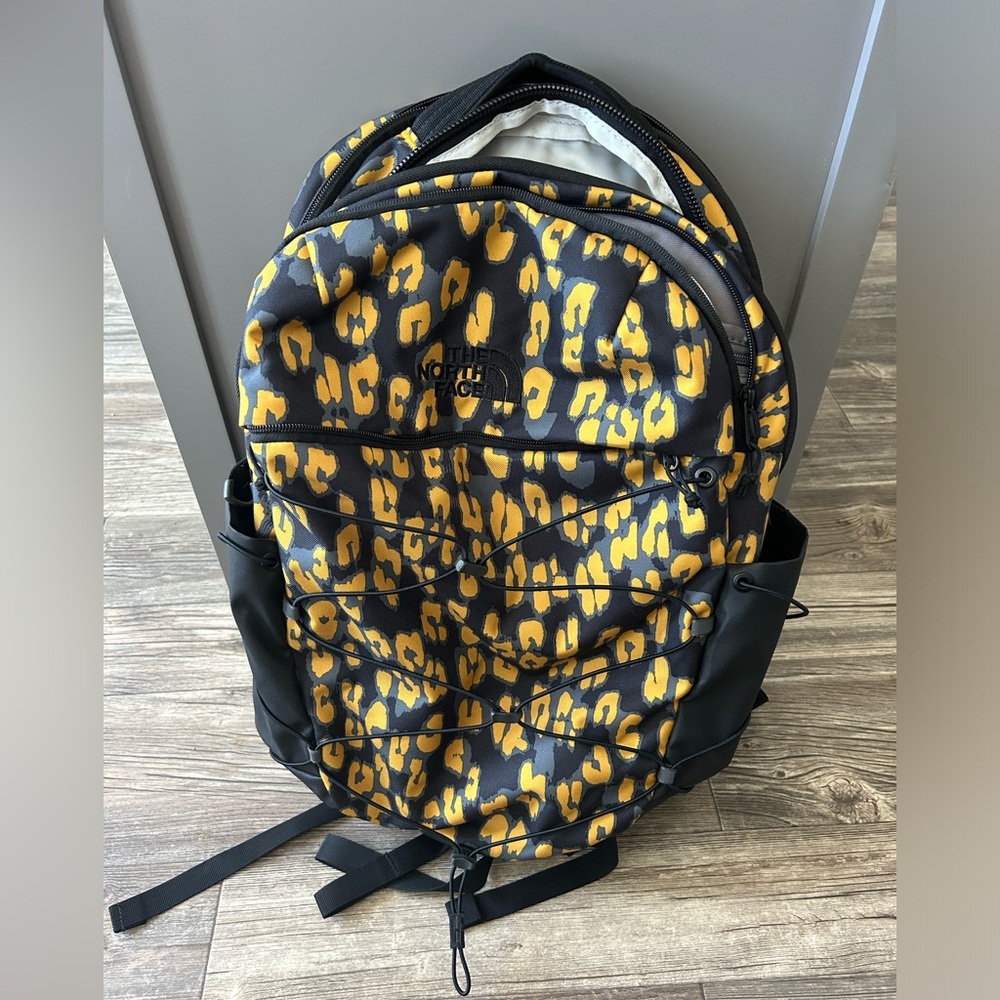 The North Face Womens Borealis Luxe Backpack Leopard ANIMAL PRINT AUTHENTIC